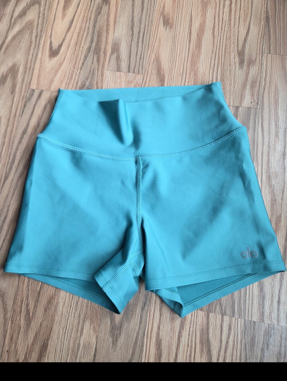 alo - 3" Athletic Bike Shorts